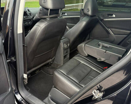 Чорний Фольксваген Тігуан, об'ємом двигуна 2 л та пробігом 200 тис. км за 12900 $, фото 11 на Automoto.ua