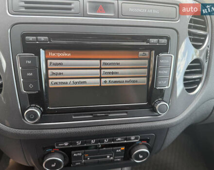 Черный Фольксваген Тигуан, объемом двигателя 1.97 л и пробегом 187 тыс. км за 15350 $, фото 56 на Automoto.ua