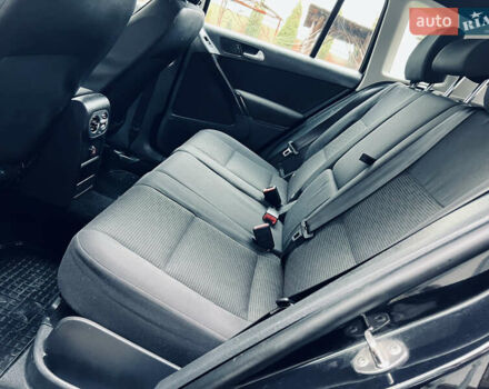 Чорний Фольксваген Тігуан, об'ємом двигуна 0 л та пробігом 240 тис. км за 11500 $, фото 20 на Automoto.ua