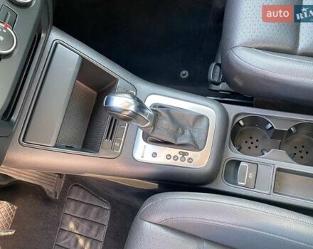 Черный Фольксваген Тигуан, объемом двигателя 2 л и пробегом 252 тыс. км за 10300 $, фото 14 на Automoto.ua