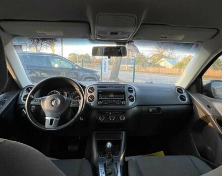 Чорний Фольксваген Тігуан, об'ємом двигуна 2 л та пробігом 200 тис. км за 10999 $, фото 9 на Automoto.ua