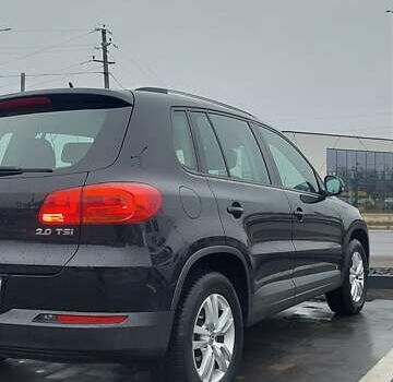 Черный Фольксваген Тигуан, объемом двигателя 1.98 л и пробегом 123 тыс. км за 13500 $, фото 6 на Automoto.ua