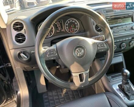 Черный Фольксваген Тигуан, объемом двигателя 2 л и пробегом 252 тыс. км за 10300 $, фото 11 на Automoto.ua