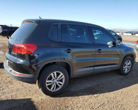 Черный Фольксваген Тигуан, объемом двигателя 2 л и пробегом 118 тыс. км за 1200 $, фото 2 на Automoto.ua