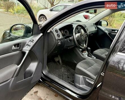 Черный Фольксваген Тигуан, объемом двигателя 1.97 л и пробегом 310 тыс. км за 14500 $, фото 14 на Automoto.ua