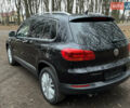 Чорний Фольксваген Тігуан, об'ємом двигуна 2 л та пробігом 163 тис. км за 10999 $, фото 14 на Automoto.ua