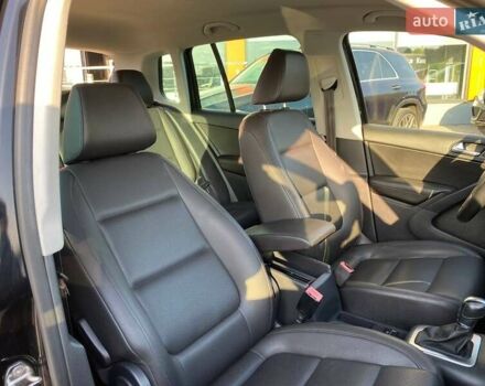 Черный Фольксваген Тигуан, объемом двигателя 2 л и пробегом 252 тыс. км за 10300 $, фото 20 на Automoto.ua