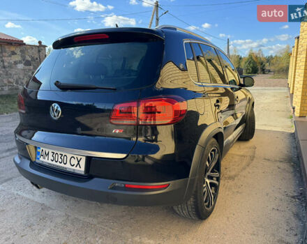 Черный Фольксваген Тигуан, объемом двигателя 2 л и пробегом 201 тыс. км за 15550 $, фото 28 на Automoto.ua