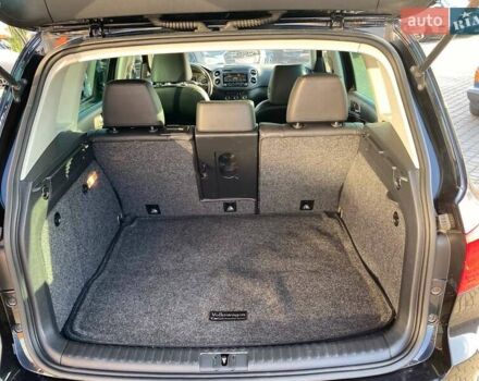 Черный Фольксваген Тигуан, объемом двигателя 2 л и пробегом 252 тыс. км за 10300 $, фото 21 на Automoto.ua