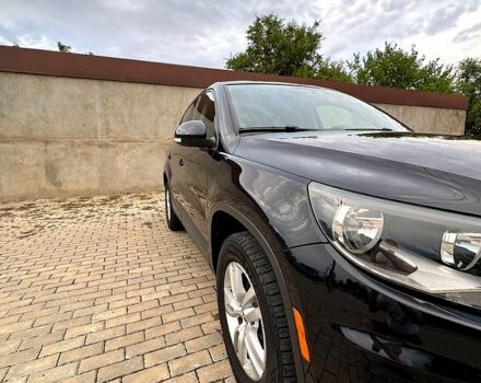 Чорний Фольксваген Тігуан, об'ємом двигуна 2 л та пробігом 229 тис. км за 10500 $, фото 7 на Automoto.ua