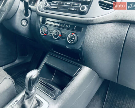 Чорний Фольксваген Тігуан, об'ємом двигуна 0 л та пробігом 240 тис. км за 11500 $, фото 13 на Automoto.ua