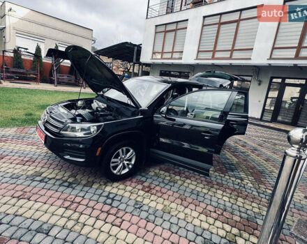 Чорний Фольксваген Тігуан, об'ємом двигуна 0 л та пробігом 240 тис. км за 11500 $, фото 40 на Automoto.ua