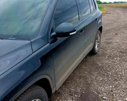 Черный Фольксваген Тигуан, объемом двигателя 2 л и пробегом 340 тыс. км за 14500 $, фото 1 на Automoto.ua