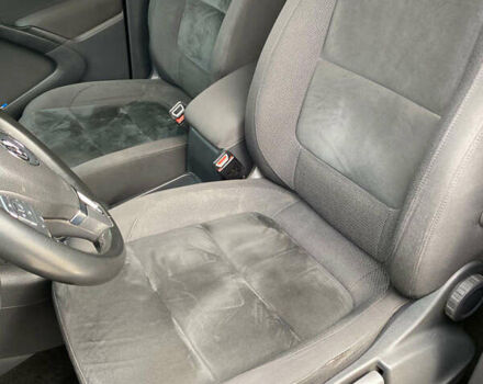 Черный Фольксваген Тигуан, объемом двигателя 1.97 л и пробегом 132 тыс. км за 16999 $, фото 12 на Automoto.ua