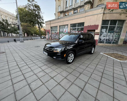 Черный Фольксваген Тигуан, объемом двигателя 1.98 л и пробегом 82 тыс. км за 12800 $, фото 7 на Automoto.ua