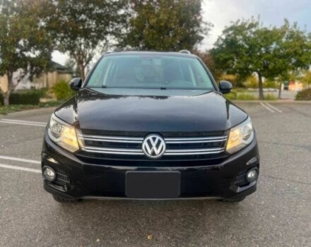 Черный Фольксваген Тигуан, объемом двигателя 2 л и пробегом 87 тыс. км за 8500 $, фото 1 на Automoto.ua