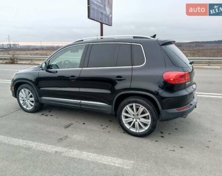 Черный Фольксваген Тигуан, объемом двигателя 2 л и пробегом 172 тыс. км за 12000 $, фото 5 на Automoto.ua