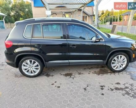 Чорний Фольксваген Тігуан, об'ємом двигуна 1.98 л та пробігом 246 тис. км за 12500 $, фото 4 на Automoto.ua