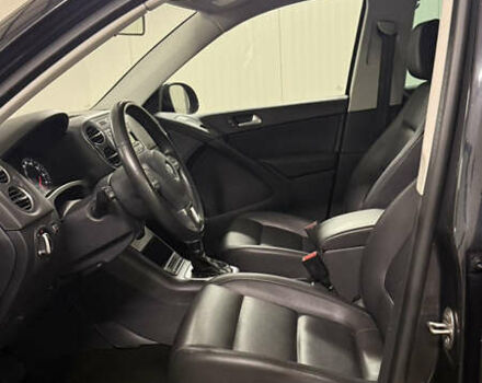 Черный Фольксваген Тигуан, объемом двигателя 1.98 л и пробегом 94 тыс. км за 12700 $, фото 16 на Automoto.ua