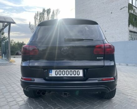 Черный Фольксваген Тигуан, объемом двигателя 2 л и пробегом 246 тыс. км за 9000 $, фото 5 на Automoto.ua