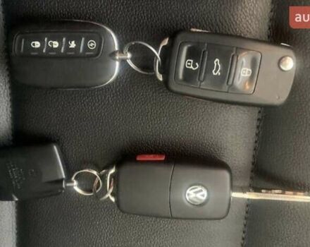 Чорний Фольксваген Тігуан, об'ємом двигуна 1.98 л та пробігом 180 тис. км за 14000 $, фото 11 на Automoto.ua