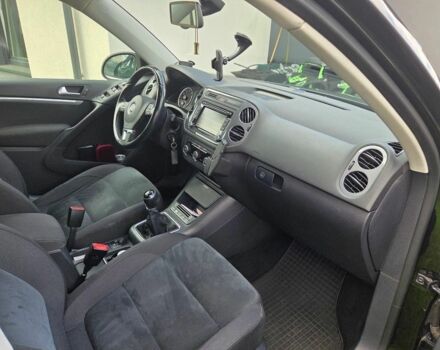 Черный Фольксваген Тигуан, объемом двигателя 1.4 л и пробегом 170 тыс. км за 8650 $, фото 17 на Automoto.ua