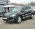 Чорний Фольксваген Тігуан, об'ємом двигуна 2 л та пробігом 150 тис. км за 18799 $, фото 9 на Automoto.ua