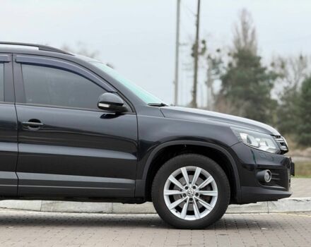 Чорний Фольксваген Тігуан, об'ємом двигуна 2 л та пробігом 145 тис. км за 12650 $, фото 7 на Automoto.ua