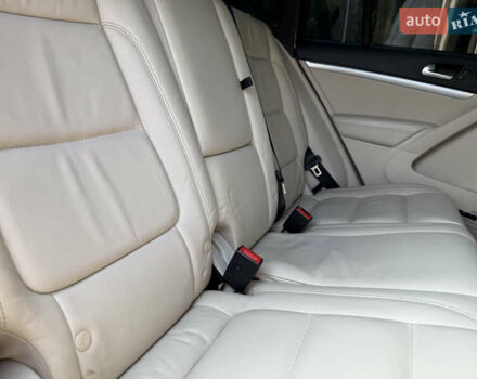 Черный Фольксваген Тигуан, объемом двигателя 1.98 л и пробегом 147 тыс. км за 14500 $, фото 38 на Automoto.ua