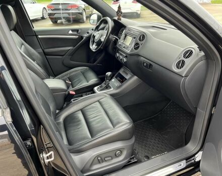 Черный Фольксваген Тигуан, объемом двигателя 2 л и пробегом 80 тыс. км за 9100 $, фото 12 на Automoto.ua