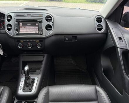 Чорний Фольксваген Тігуан, об'ємом двигуна 2 л та пробігом 145 тис. км за 12650 $, фото 14 на Automoto.ua