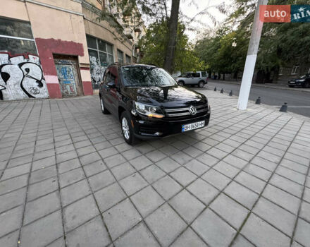 Черный Фольксваген Тигуан, объемом двигателя 1.98 л и пробегом 82 тыс. км за 12800 $, фото 6 на Automoto.ua