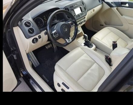 Черный Фольксваген Тигуан, объемом двигателя 2 л и пробегом 246 тыс. км за 9000 $, фото 7 на Automoto.ua