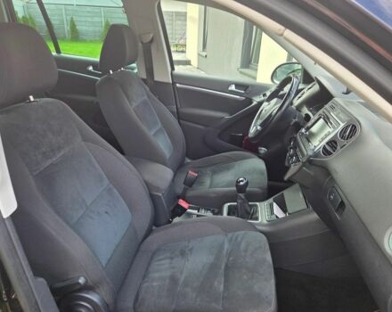 Черный Фольксваген Тигуан, объемом двигателя 1.4 л и пробегом 170 тыс. км за 8650 $, фото 16 на Automoto.ua