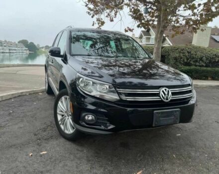 Черный Фольксваген Тигуан, объемом двигателя 2 л и пробегом 84 тыс. км за 2200 $, фото 1 на Automoto.ua