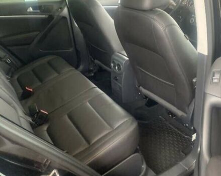 Чорний Фольксваген Тігуан, об'ємом двигуна 1.98 л та пробігом 180 тис. км за 14000 $, фото 12 на Automoto.ua