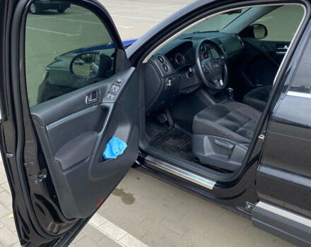 Черный Фольксваген Тигуан, объемом двигателя 1.97 л и пробегом 132 тыс. км за 16999 $, фото 11 на Automoto.ua