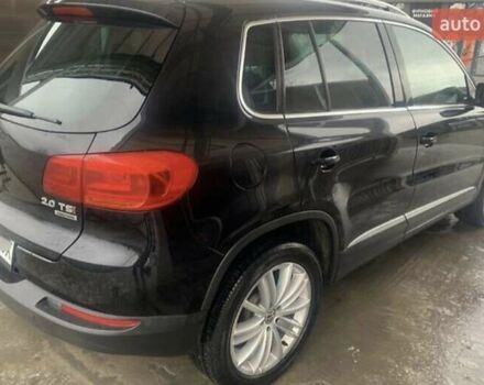 Чорний Фольксваген Тігуан, об'ємом двигуна 1.98 л та пробігом 180 тис. км за 14000 $, фото 22 на Automoto.ua
