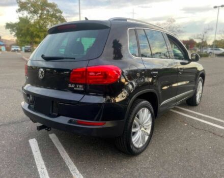 Черный Фольксваген Тигуан, объемом двигателя 2 л и пробегом 87 тыс. км за 8500 $, фото 7 на Automoto.ua