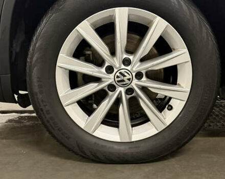 Черный Фольксваген Тигуан, объемом двигателя 1.98 л и пробегом 94 тыс. км за 12700 $, фото 27 на Automoto.ua