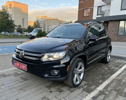 Черный Фольксваген Тигуан, объемом двигателя 2 л и пробегом 140 тыс. км за 13500 $, фото 1 на Automoto.ua
