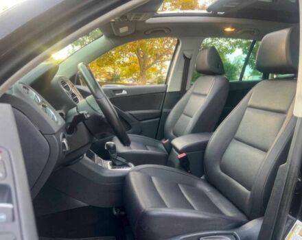 Черный Фольксваген Тигуан, объемом двигателя 2 л и пробегом 87 тыс. км за 8500 $, фото 8 на Automoto.ua