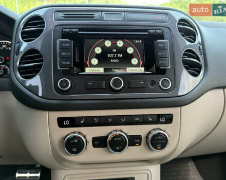 Черный Фольксваген Тигуан, объемом двигателя 1.98 л и пробегом 147 тыс. км за 14500 $, фото 31 на Automoto.ua