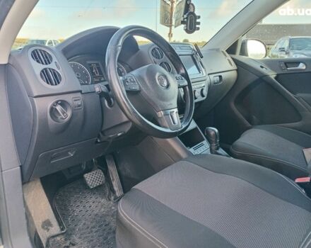 Чорний Фольксваген Тігуан, об'ємом двигуна 2 л та пробігом 255 тис. км за 13440 $, фото 15 на Automoto.ua