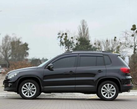 Чорний Фольксваген Тігуан, об'ємом двигуна 2 л та пробігом 145 тис. км за 12650 $, фото 3 на Automoto.ua