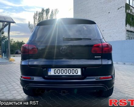 Черный Фольксваген Тигуан, объемом двигателя 2 л и пробегом 246 тыс. км за 9000 $, фото 3 на Automoto.ua