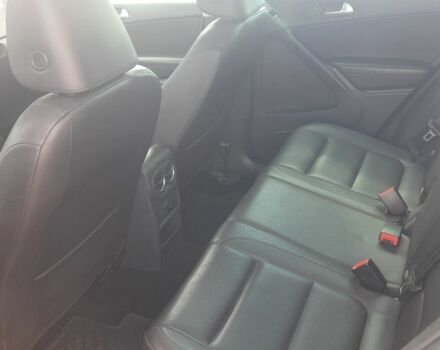 Черный Фольксваген Тигуан, объемом двигателя 2 л и пробегом 224 тыс. км за 11500 $, фото 8 на Automoto.ua