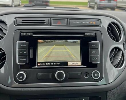 Черный Фольксваген Тигуан, объемом двигателя 2 л и пробегом 80 тыс. км за 9100 $, фото 11 на Automoto.ua