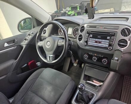 Черный Фольксваген Тигуан, объемом двигателя 1.4 л и пробегом 170 тыс. км за 8650 $, фото 9 на Automoto.ua