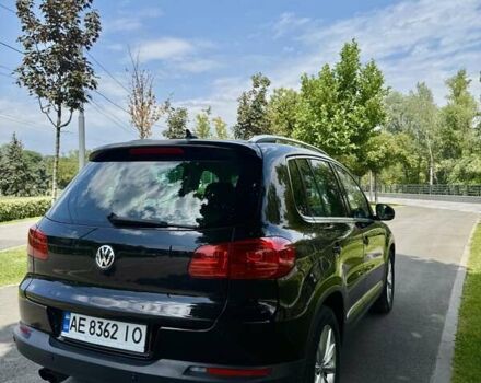 Черный Фольксваген Тигуан, объемом двигателя 2 л и пробегом 245 тыс. км за 17500 $, фото 9 на Automoto.ua